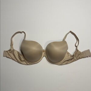 Victoria's Secret Beige Underwire Bra